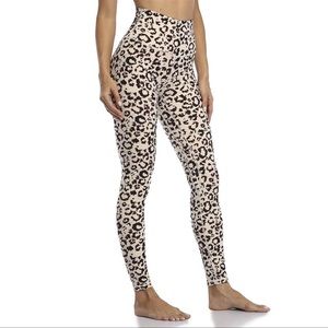 Colorfulkoala Leopard Print Leggings size XS